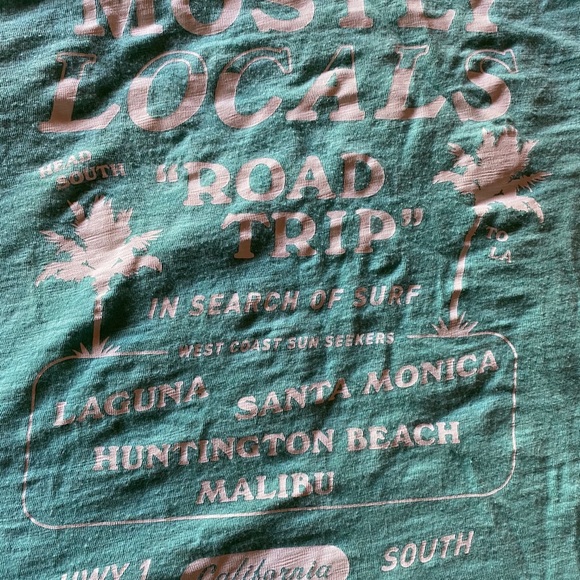 Mostly locals! - Picture 3 of 3